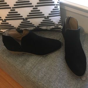 Kenneth Cole Loop Hoops Black Suede Booties